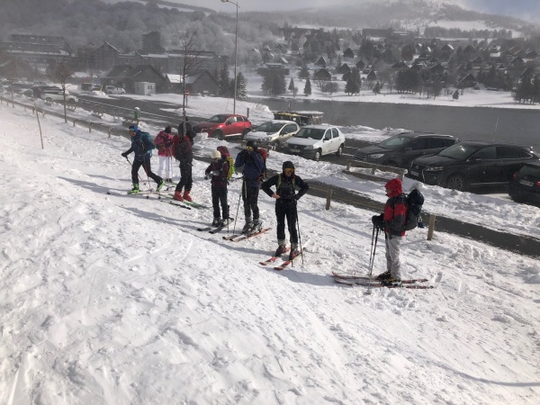 Equipement complet et DVA allumés 