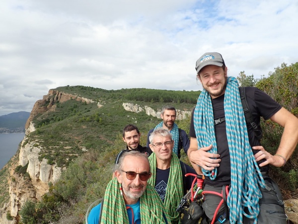 Photo de groupe au sommet