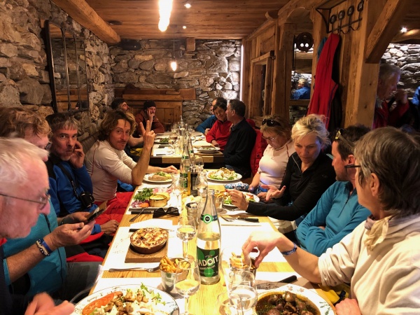 Le restaurant avant de se quitter