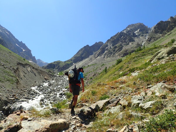 Ailefroide Sélé 2025-06-28 Montée au Refuge 1 Ailefroide Sélé 2025-06-28 Montée au Refuge 1
